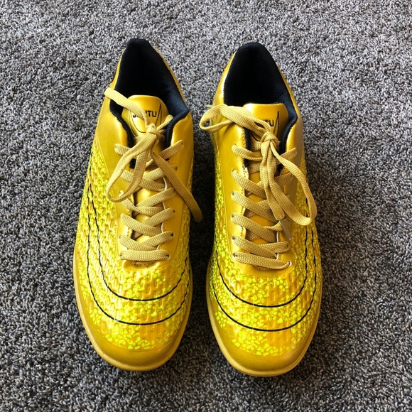 Boys Indoor Nike Soccer Cleats